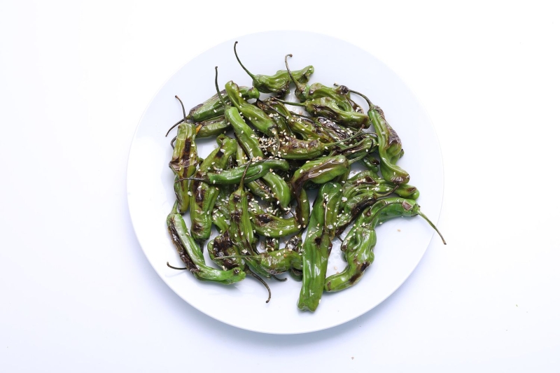 Blistered Shishito Peppers Are the 5-Minute App Anyone Can Make