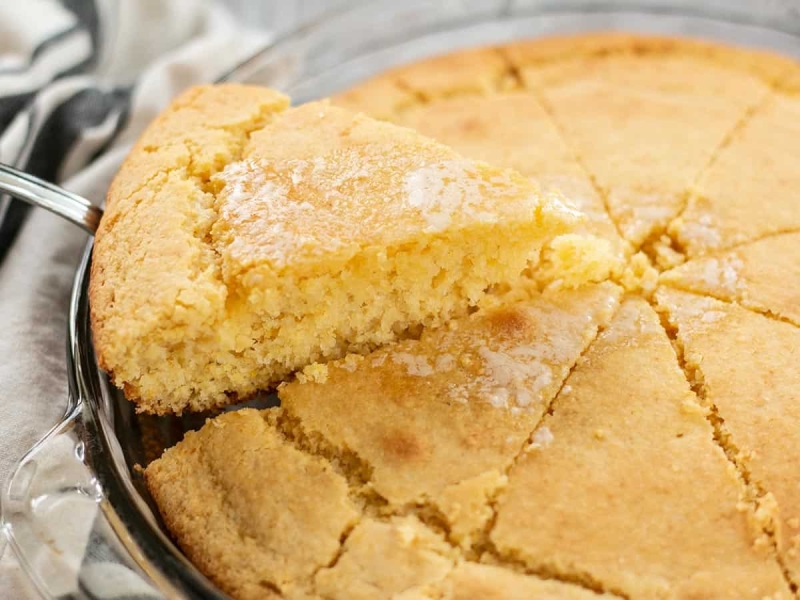 Easy Homemade Cornbread