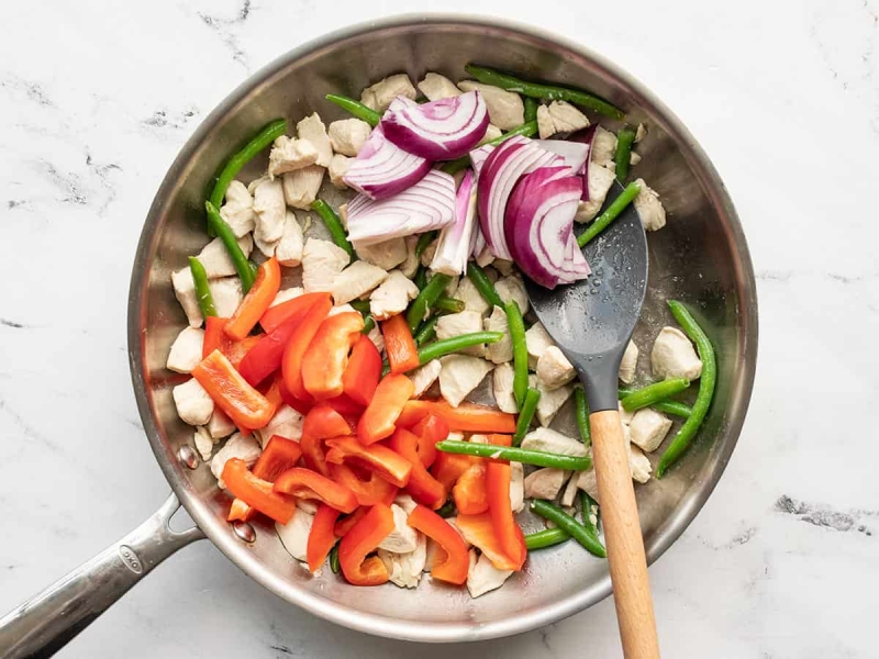 Easy Pesto Chicken and Vegetables