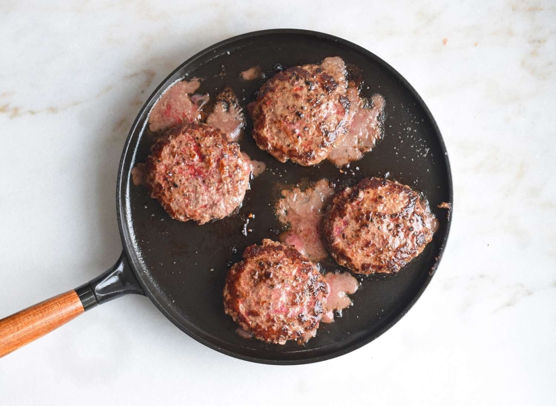 Mushroom Swiss Burgers With Truffle Aioli Recipe