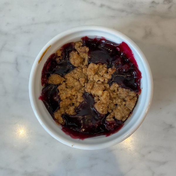 Fresh Cherry Crumble