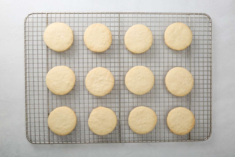 Alfajores Recipe (Caramel Sandwich Cookies)