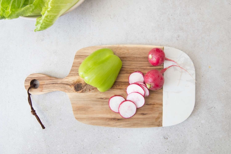 Greek Salad With Lettuce and Lemon Garlic Dressing