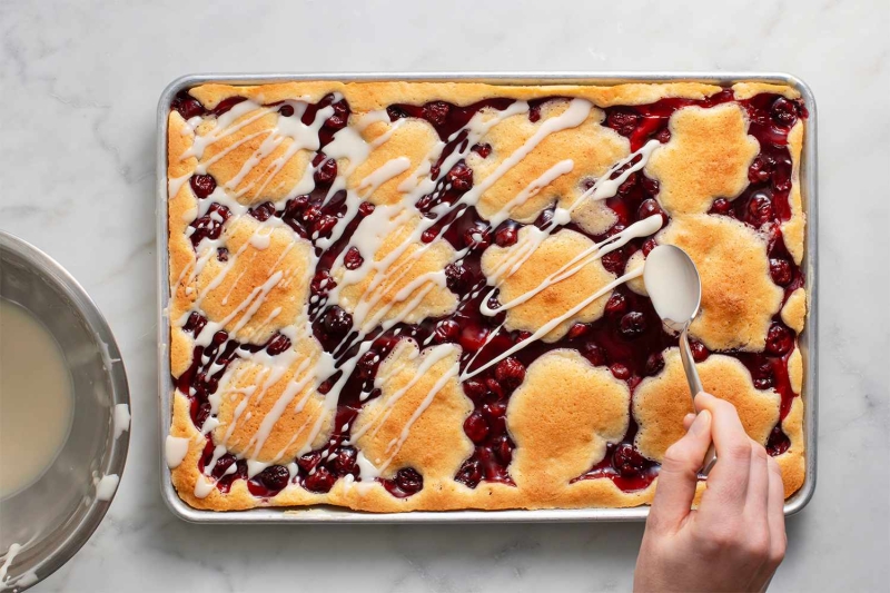 Cherry Pie Bars Recipe