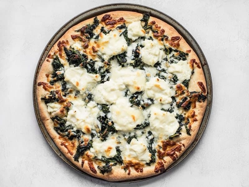 Garlicky Kale and Ricotta Pizza